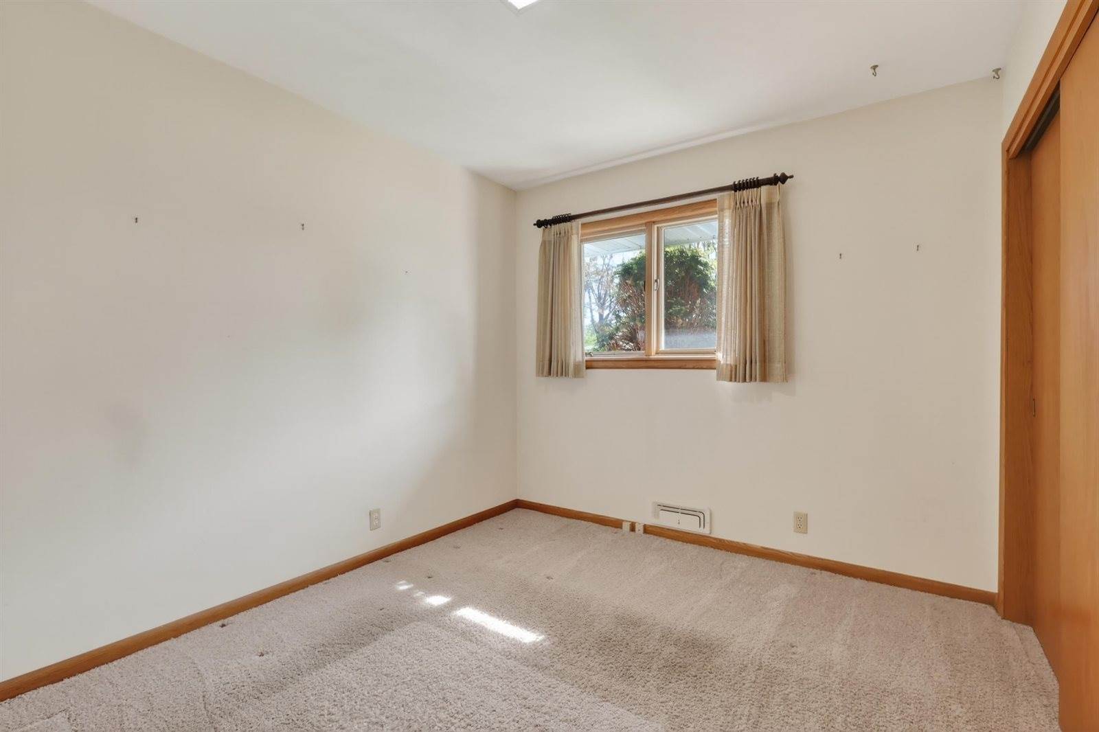 330 S 18th Street, Wisconsin Rapids, WI 54494
