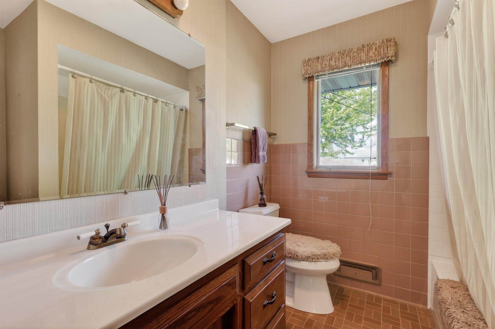330 S 18th Street, Wisconsin Rapids, WI 54494