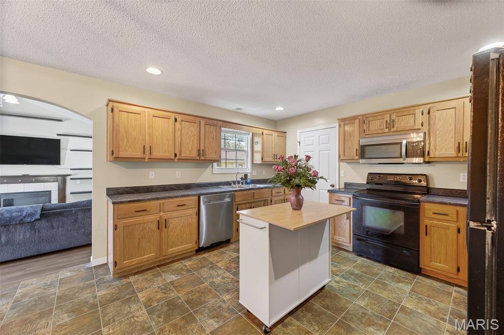 19835 Stamper Lane, Waynesville, MO 65583