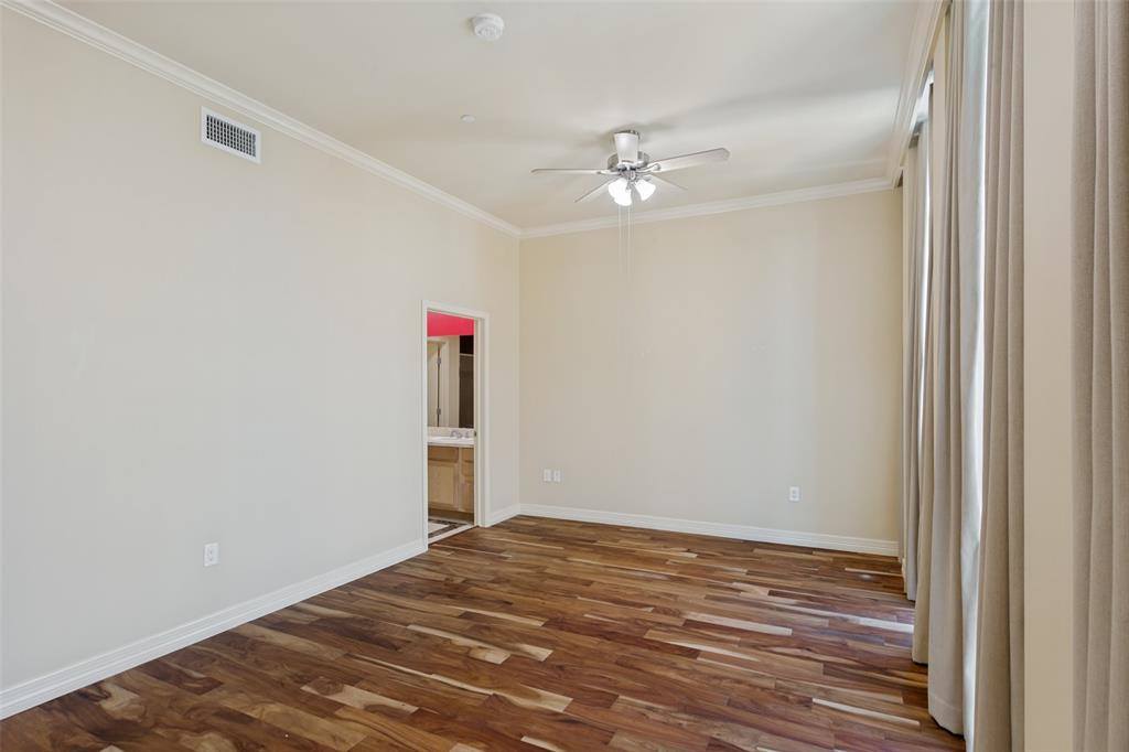 500 Throckmorton Street, Fort Worth, TX 76102