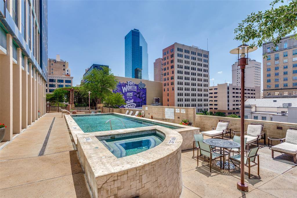 500 Throckmorton Street, Fort Worth, TX 76102