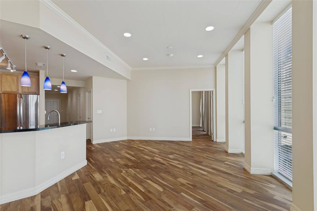 500 Throckmorton Street, Fort Worth, TX 76102