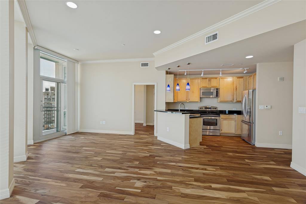 500 Throckmorton Street, Fort Worth, TX 76102