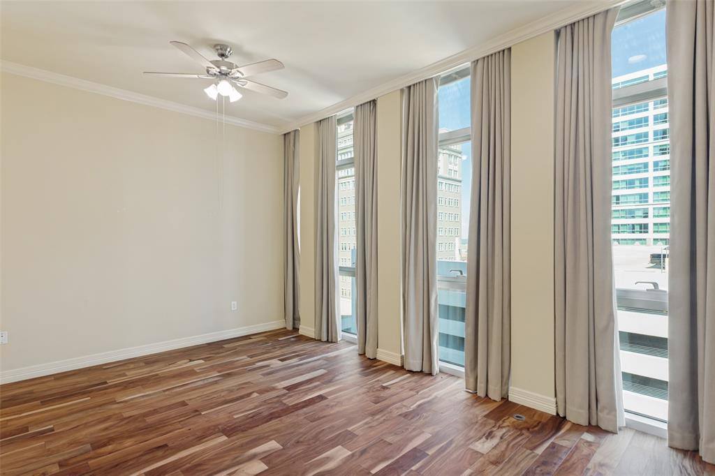 500 Throckmorton Street, Fort Worth, TX 76102