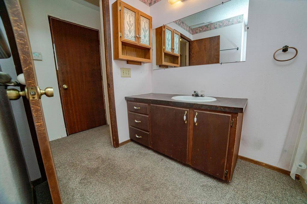 211 South Jackson Street, Hugoton, KS 67951