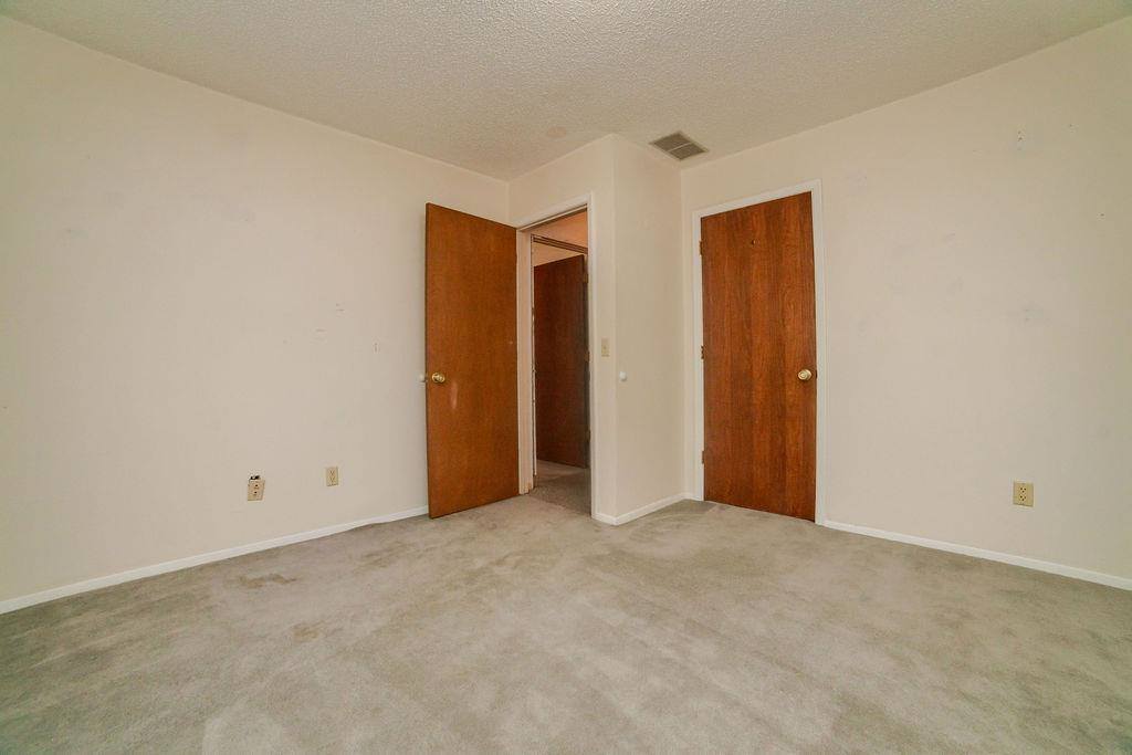 211 South Jackson Street, Hugoton, KS 67951