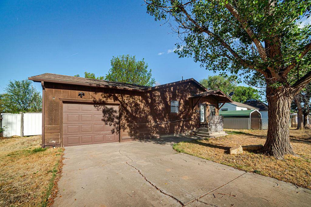 211 South Jackson Street, Hugoton, KS 67951