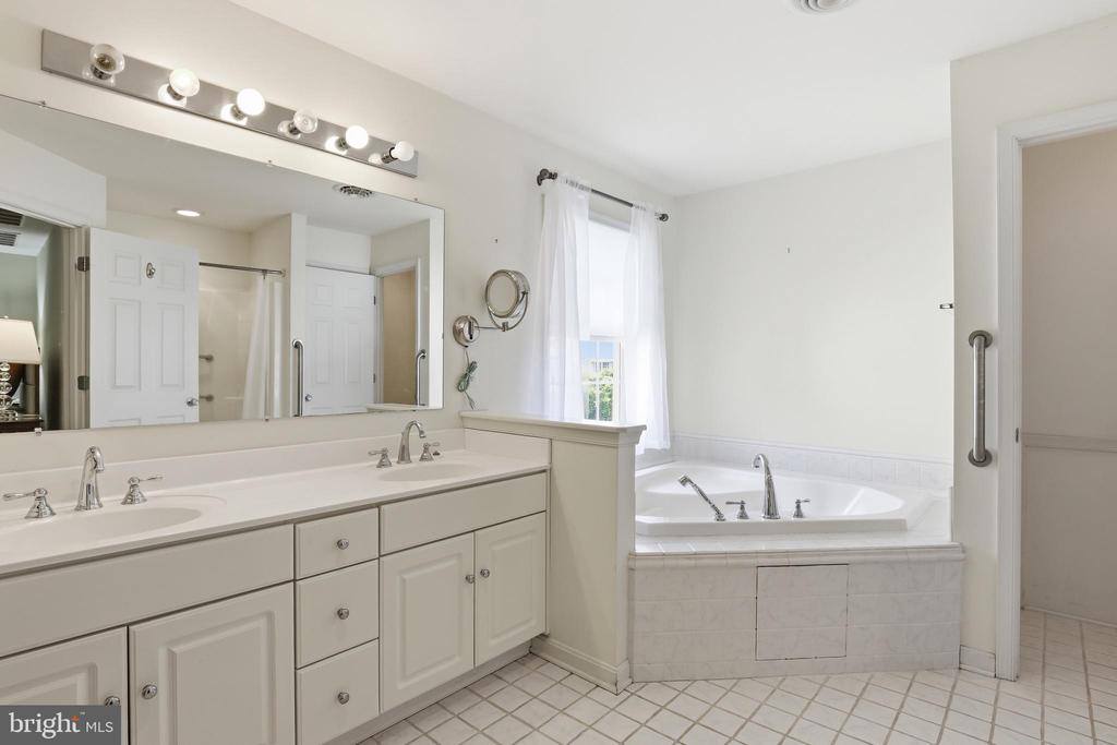 81 Jillian Court, Dover, DE 19901