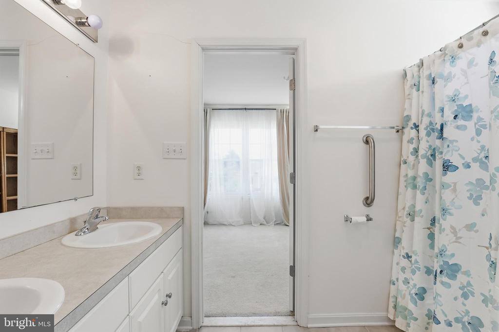 81 Jillian Court, Dover, DE 19901