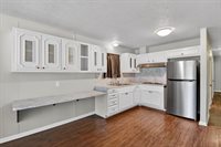 1306 Greenbriar Dr, Longview, TX 75604