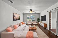 1306 Greenbriar Dr, Longview, TX 75604