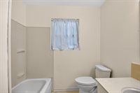 1306 Greenbriar Dr, Longview, TX 75604