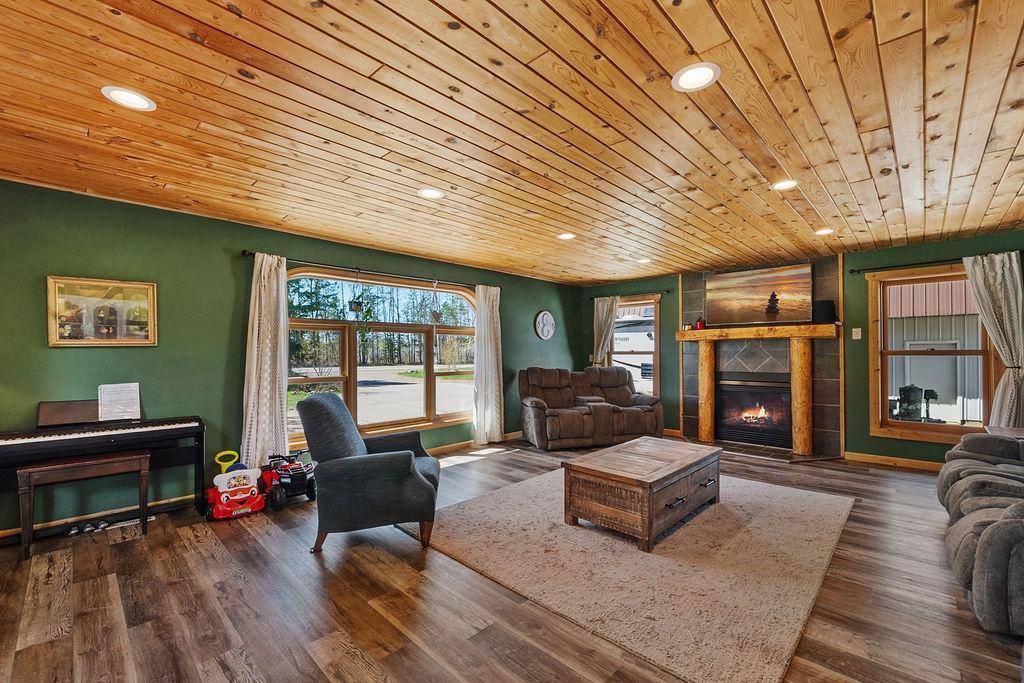 3874 County Road 138, Barnum, MN 55707