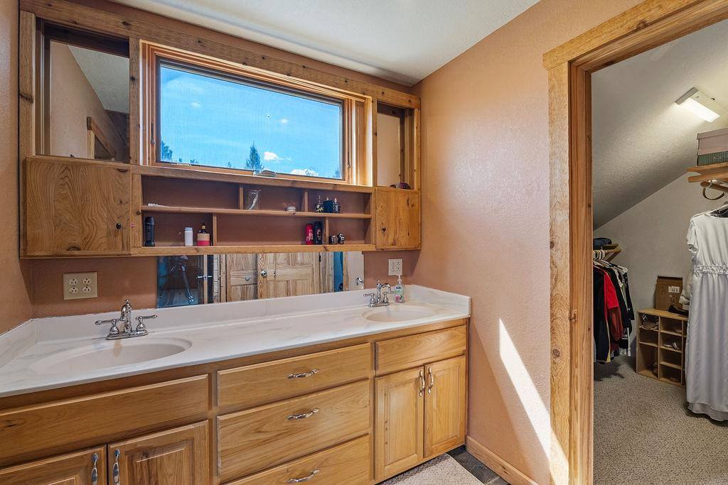 3874 County Road 138, Barnum, MN 55707