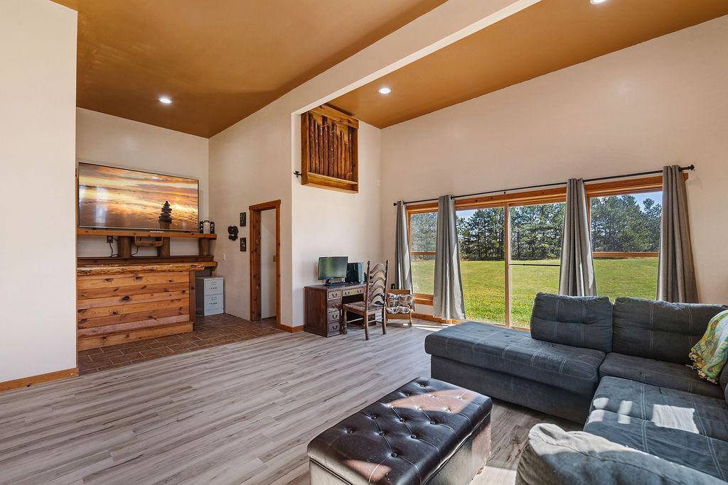3874 County Road 138, Barnum, MN 55707