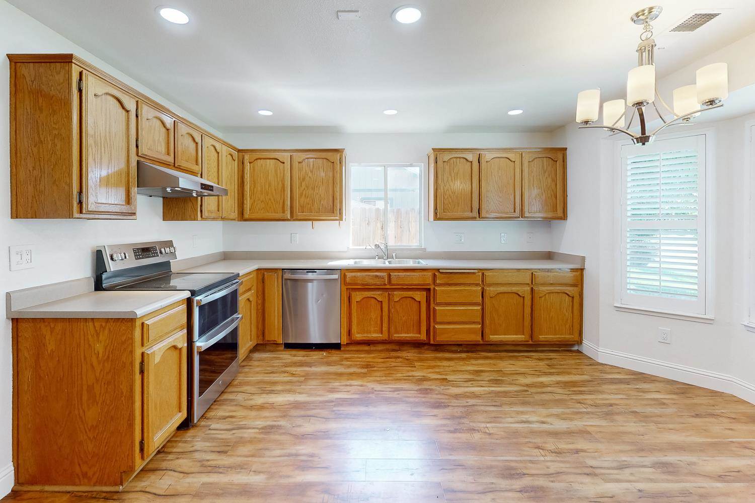 1751 Corsica Drive, Yuba City, CA 95993
