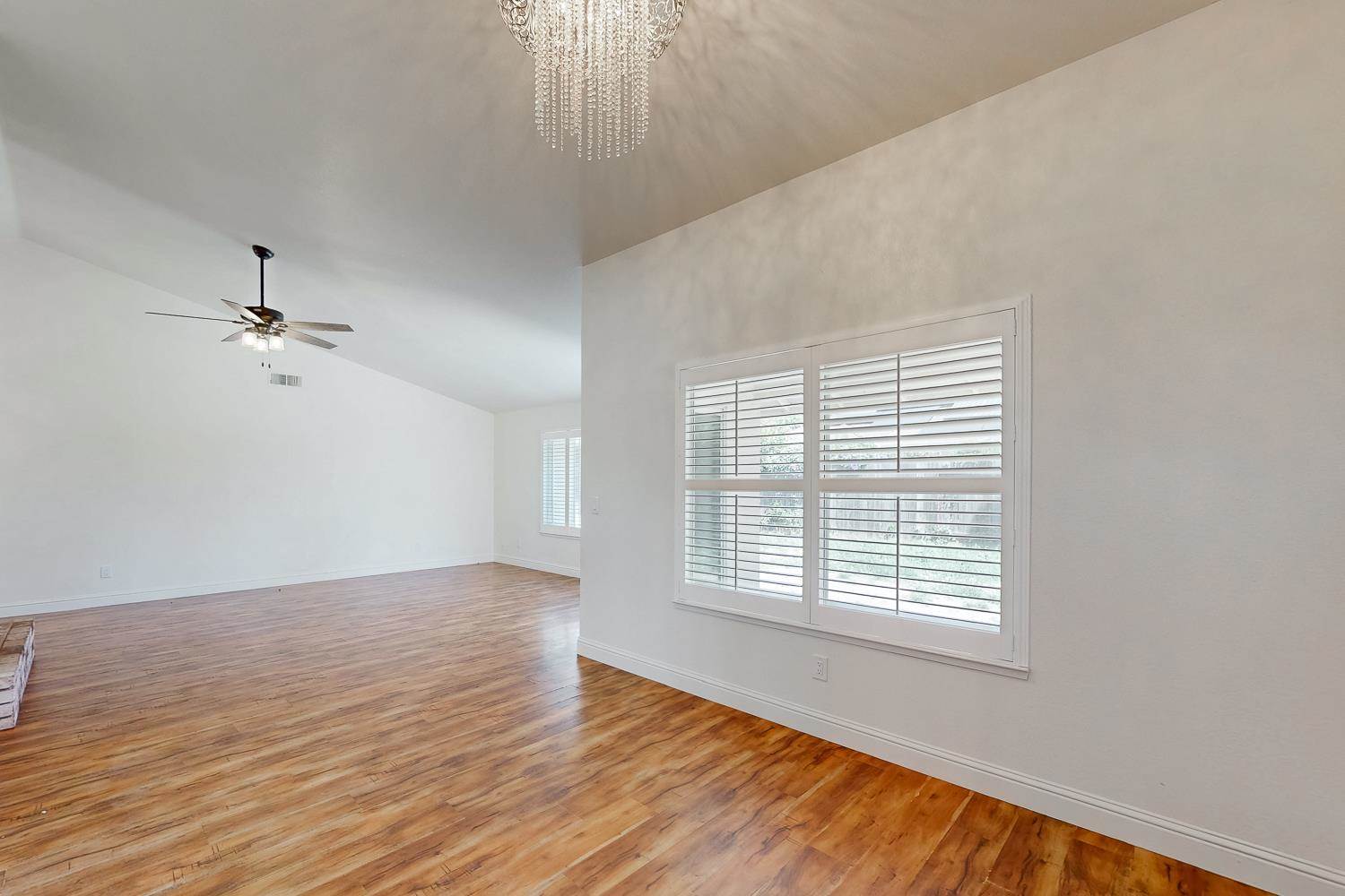 1751 Corsica Drive, Yuba City, CA 95993