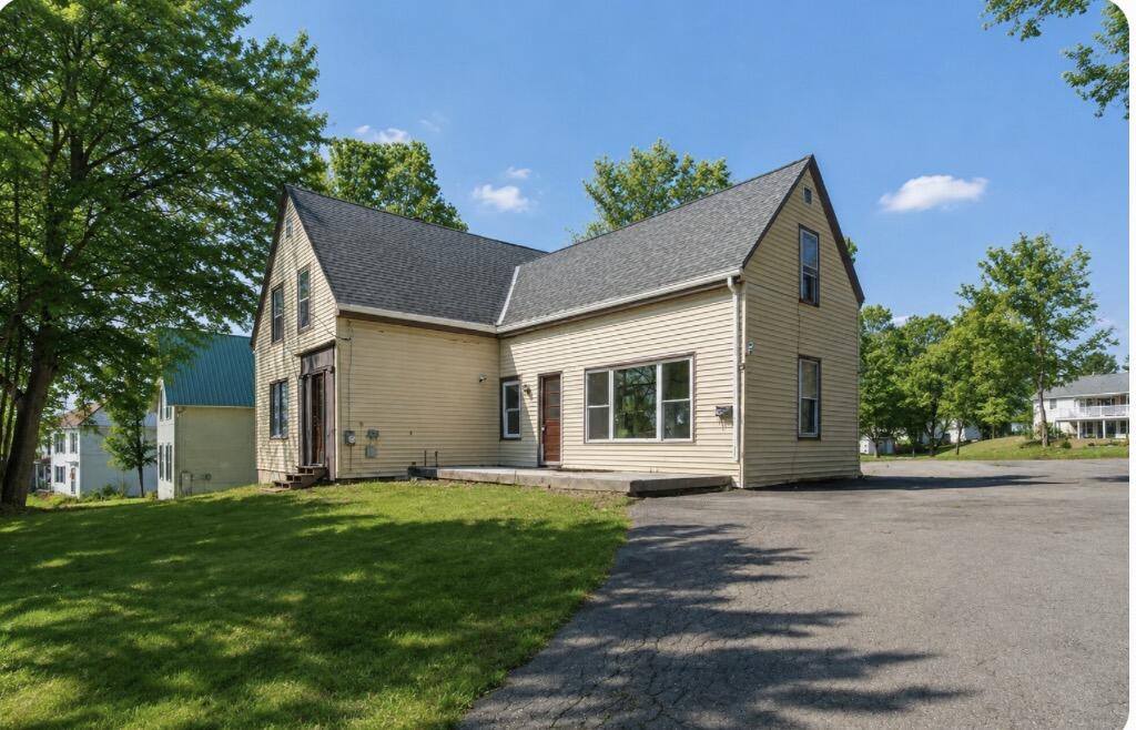 82 Summer Street, Dover-Foxcroft, ME 04426
