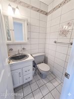 300 Pennington Court, Toms River, NJ 08753
