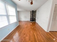 300 Pennington Court, Toms River, NJ 08753