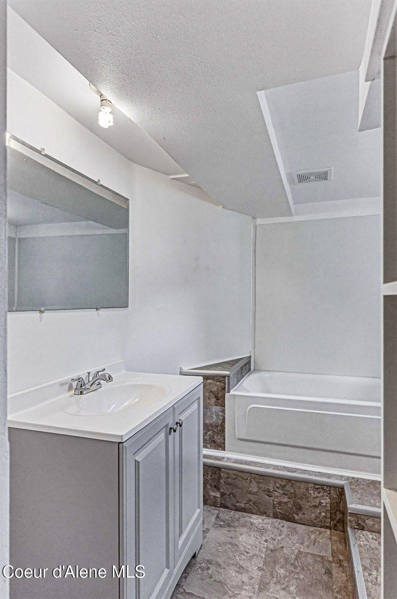 920 North 15th St, Coeur d'Alene, ID 83814