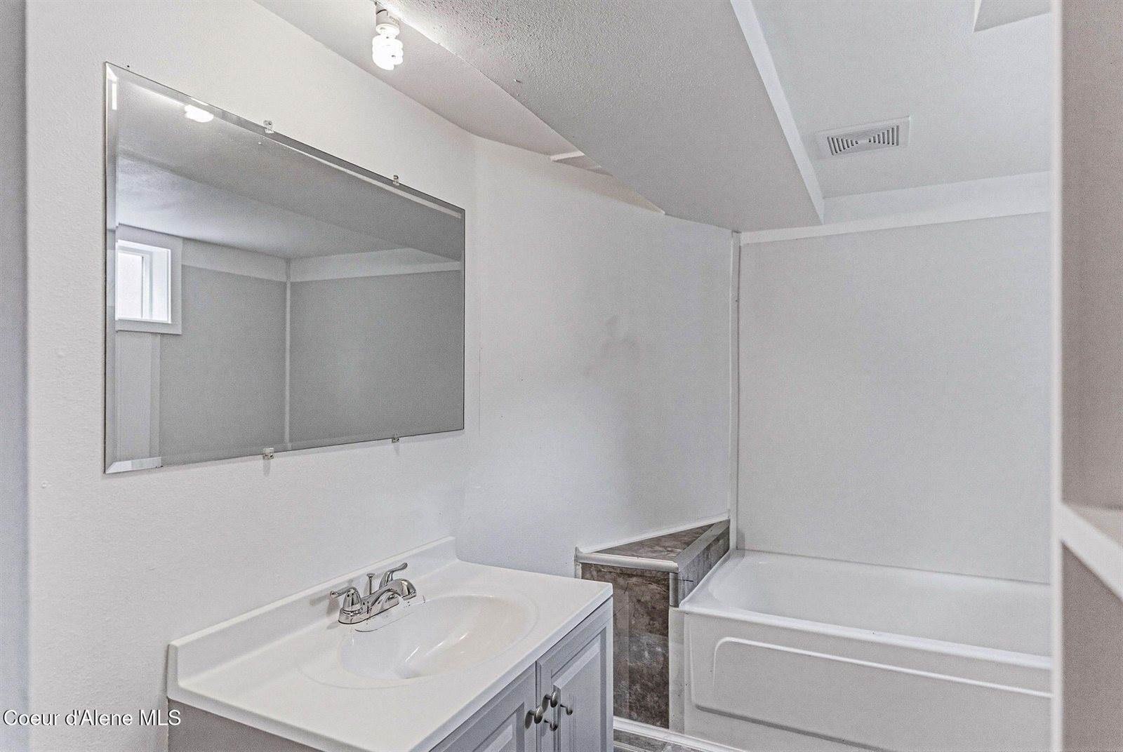 920 North 15th St, Coeur d'Alene, ID 83814