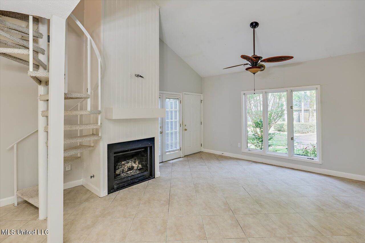 200 woodgreen Dr Apt 2, Madison, MS 39110