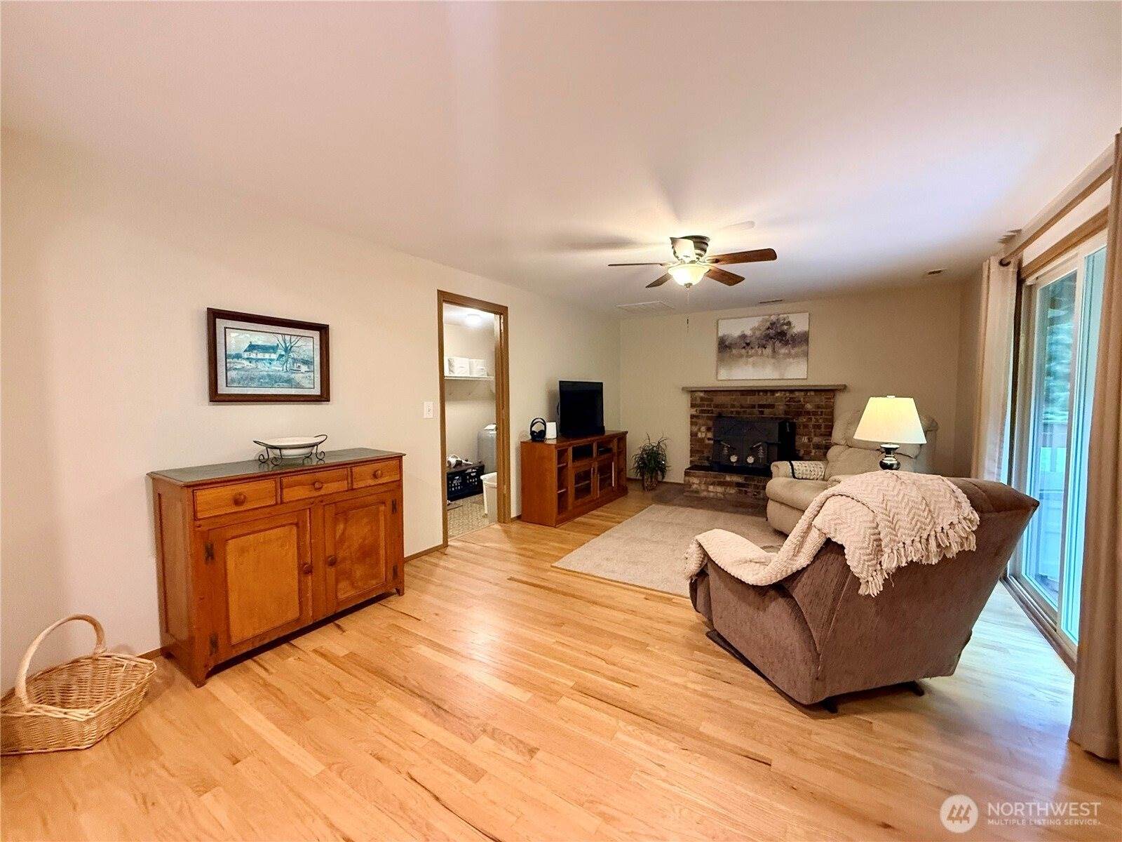 31808 Hinkleman Road South, Roy, WA 98580