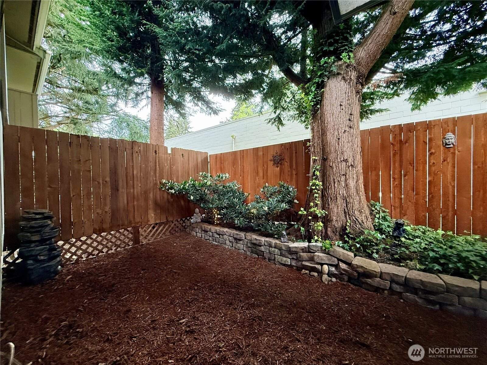 7901 196th Street SW, Edmonds, WA 98026