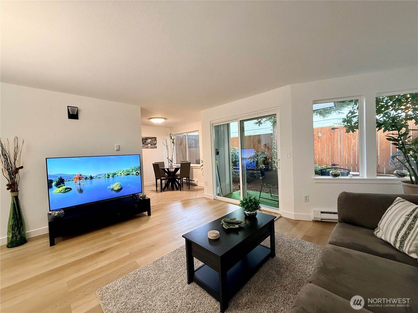 7901 196th Street SW, Edmonds, WA 98026