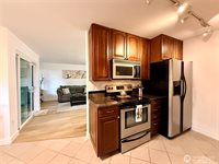 7901 196th Street SW, Edmonds, WA 98026