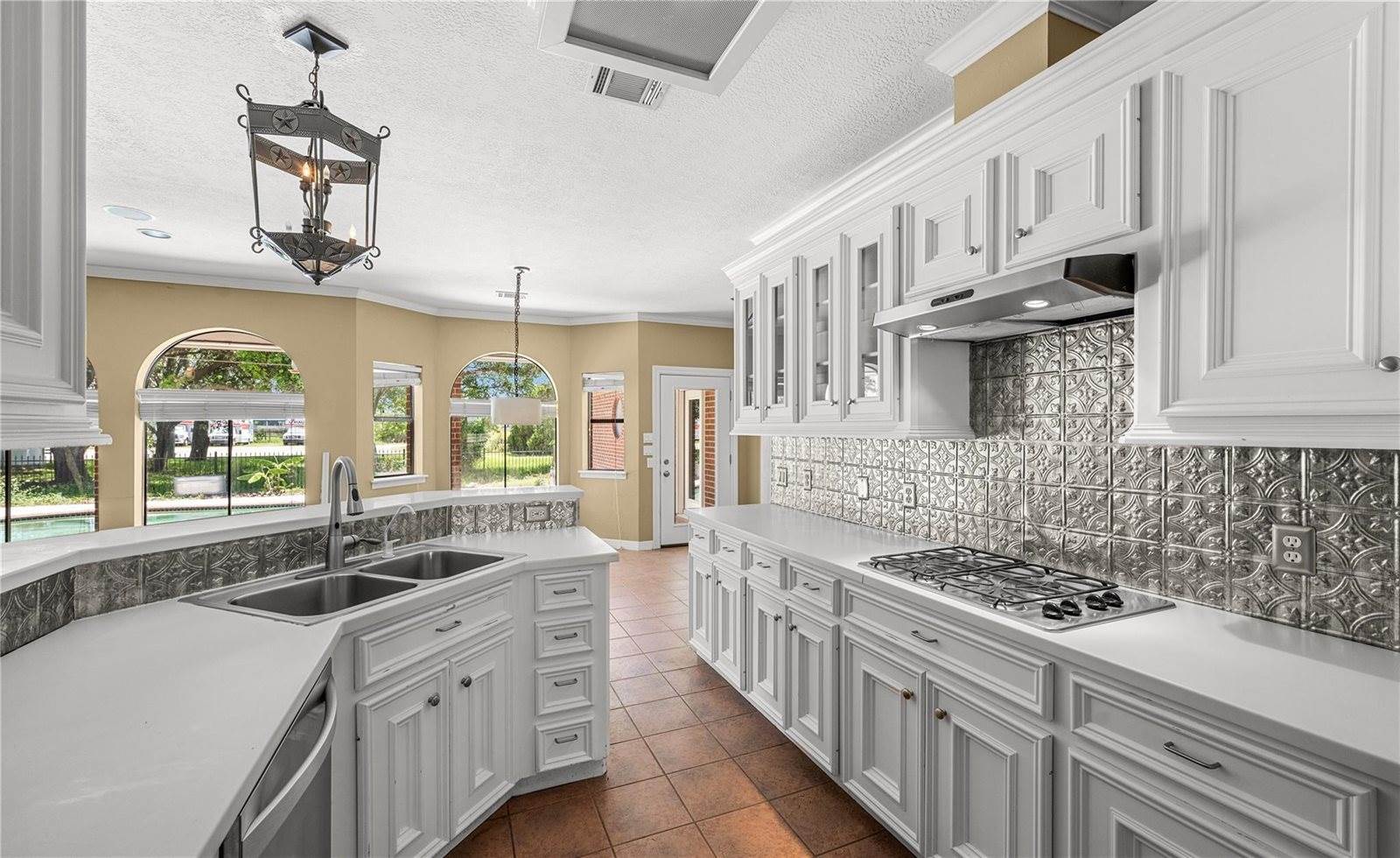 20240 Cypress Rosehill Road, Tomball, TX 77377