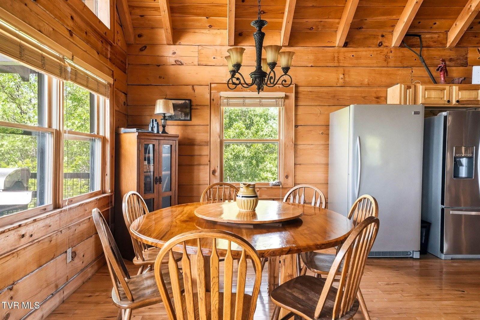 308 Walnut Mountain Farm Loop, Hampton, TN 37658