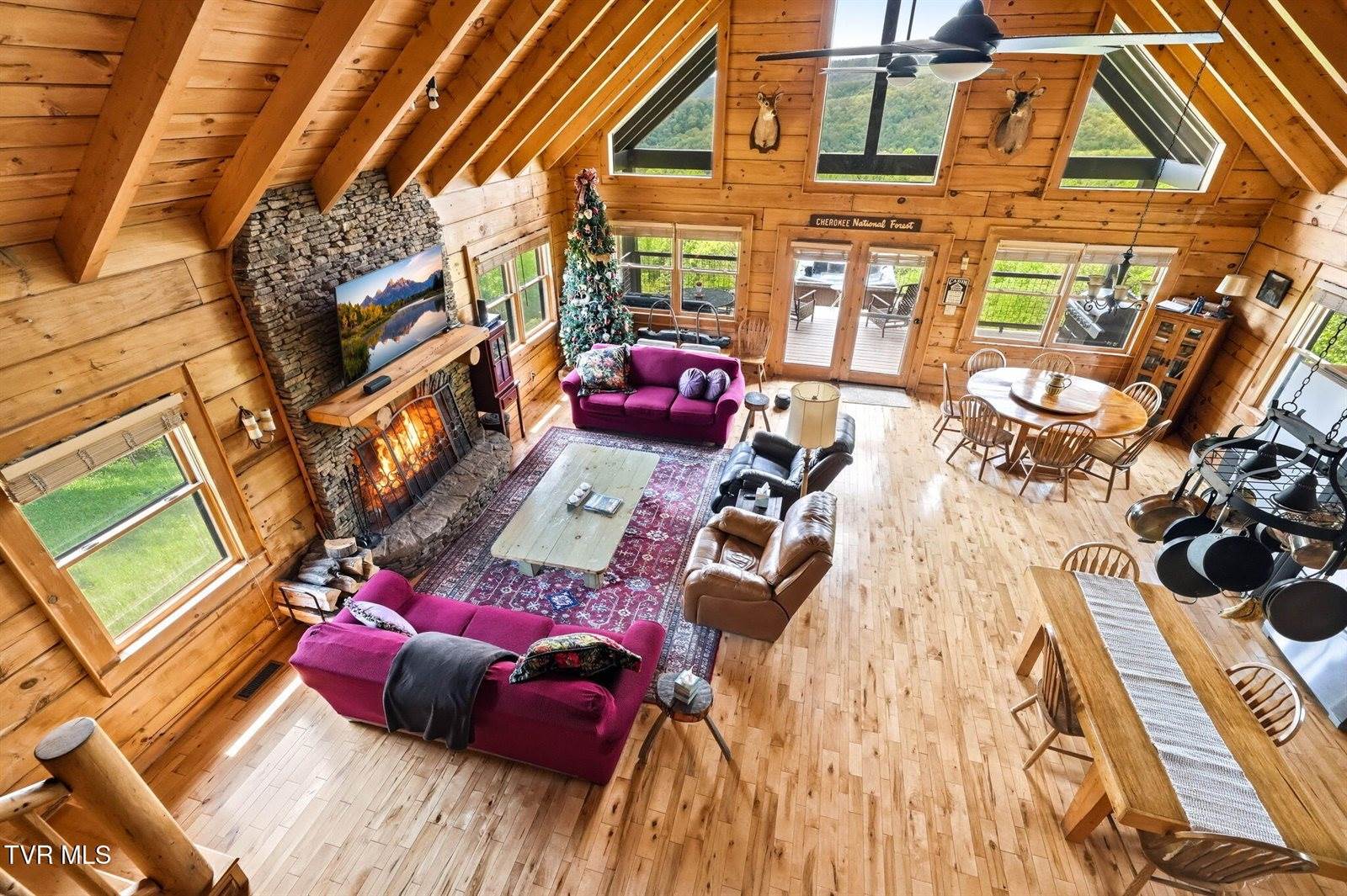308 Walnut Mountain Farm Loop, Hampton, TN 37658