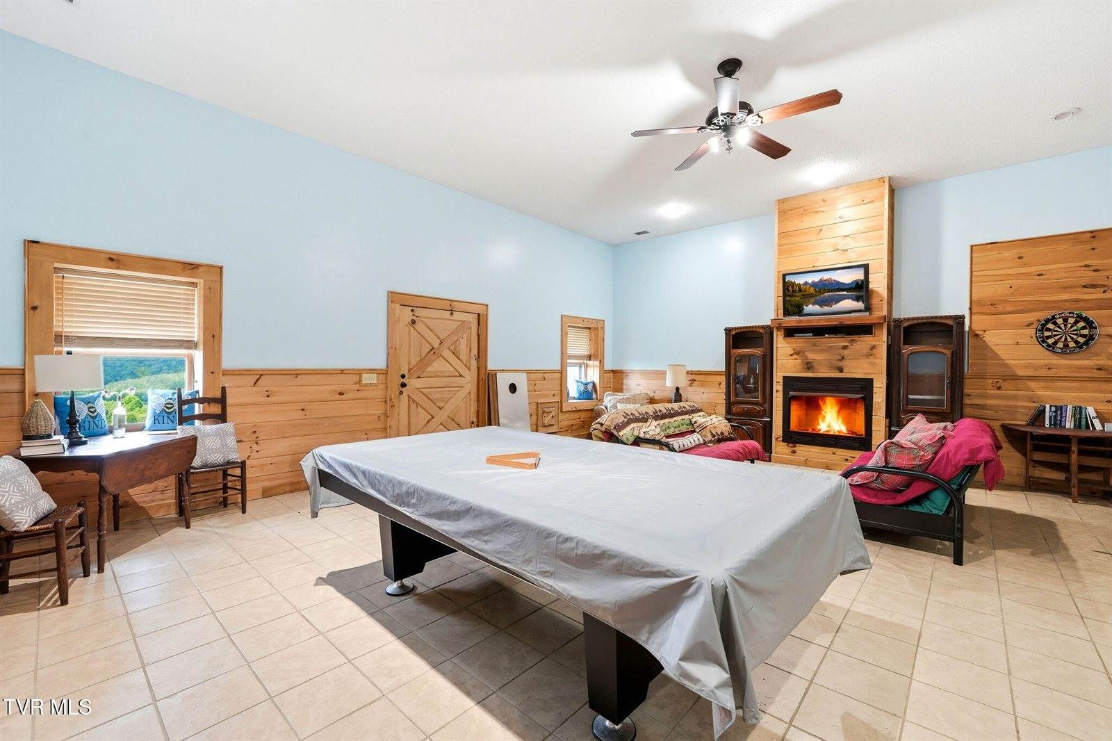 308 Walnut Mountain Farm Loop, Hampton, TN 37658