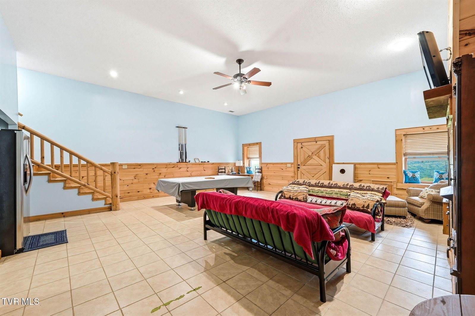 308 Walnut Mountain Farm Loop, Hampton, TN 37658