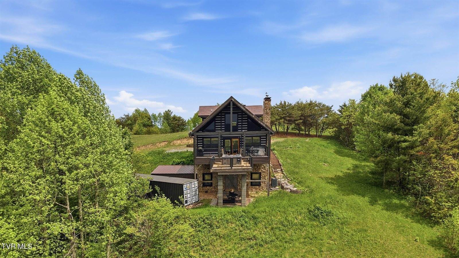 308 Walnut Mountain Farm Loop, Hampton, TN 37658