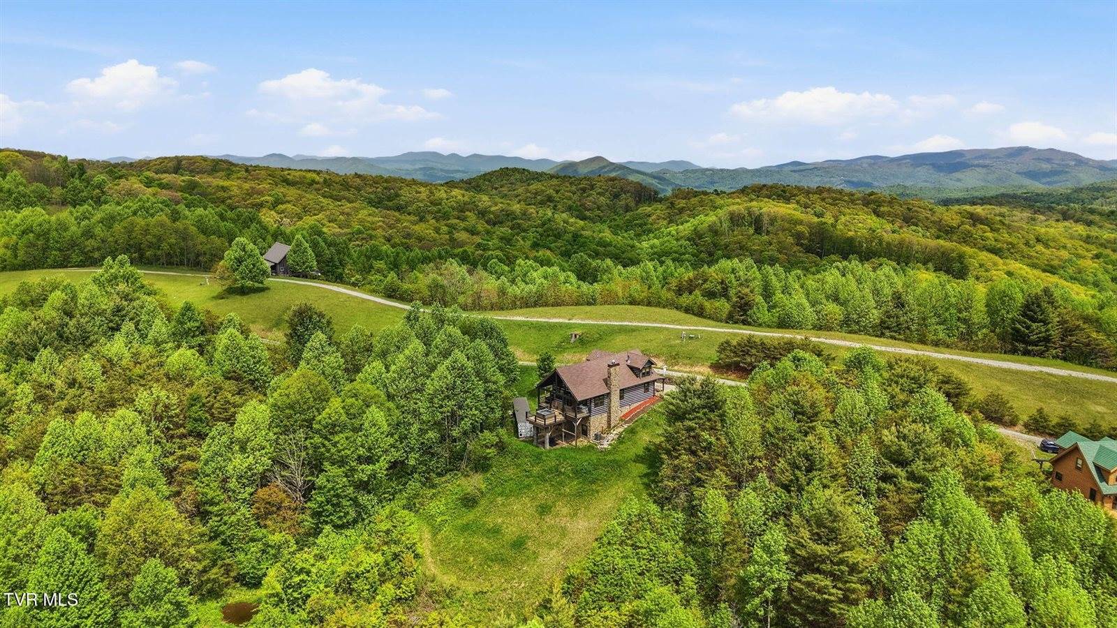 308 Walnut Mountain Farm Loop, Hampton, TN 37658