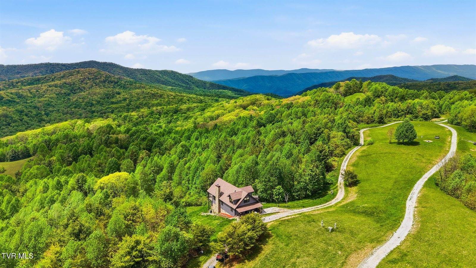308 Walnut Mountain Farm Loop, Hampton, TN 37658