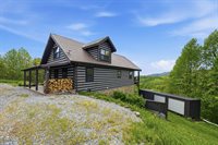 308 Walnut Mountain Farm Loop, Hampton, TN 37658