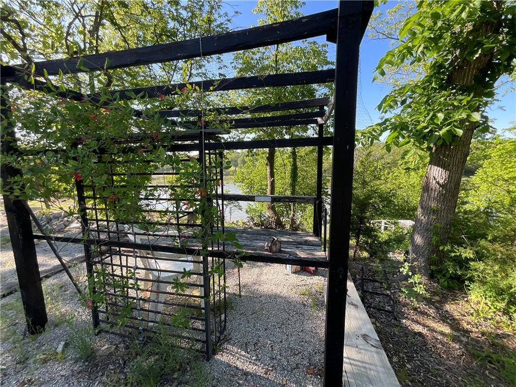 Lakecrest Drive, Excelsior Springs, MO 64024