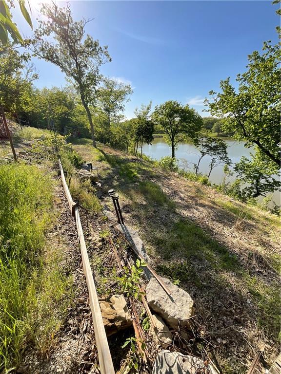 Lakecrest Drive, Excelsior Springs, MO 64024