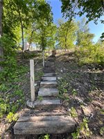 Lakecrest Drive, Excelsior Springs, MO 64024