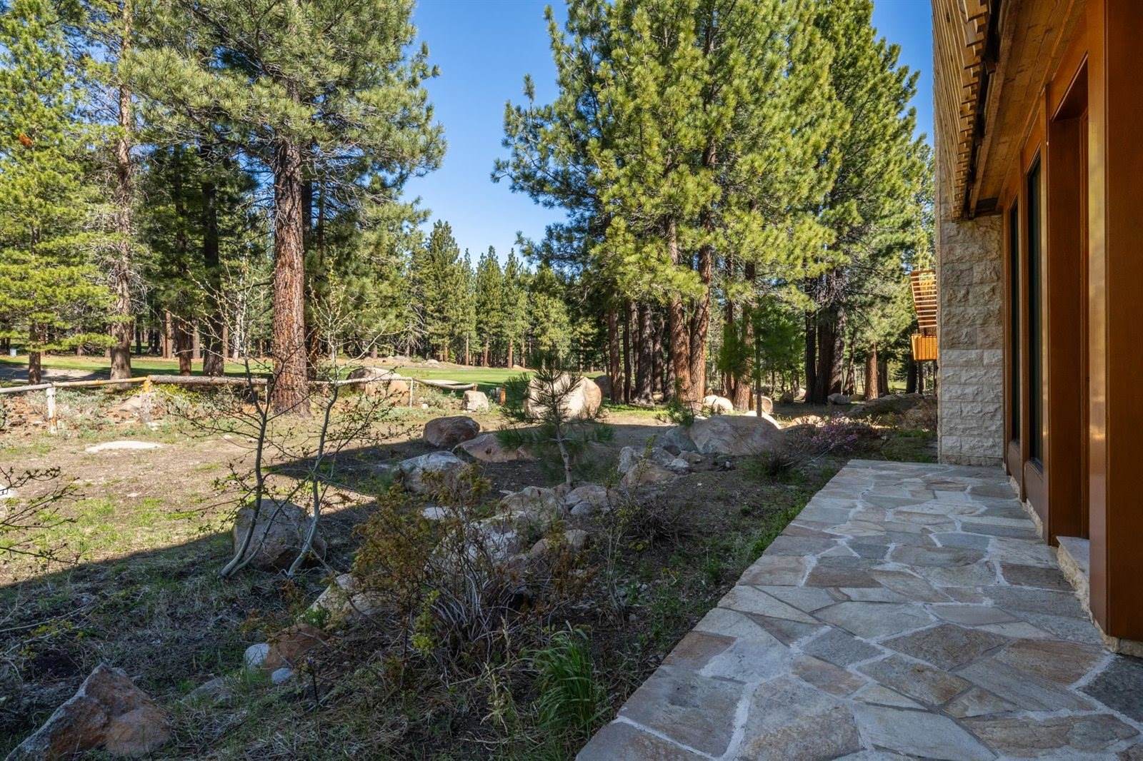 560 Obsidian Pl #1-03, Mammoth Lakes, CA 93546