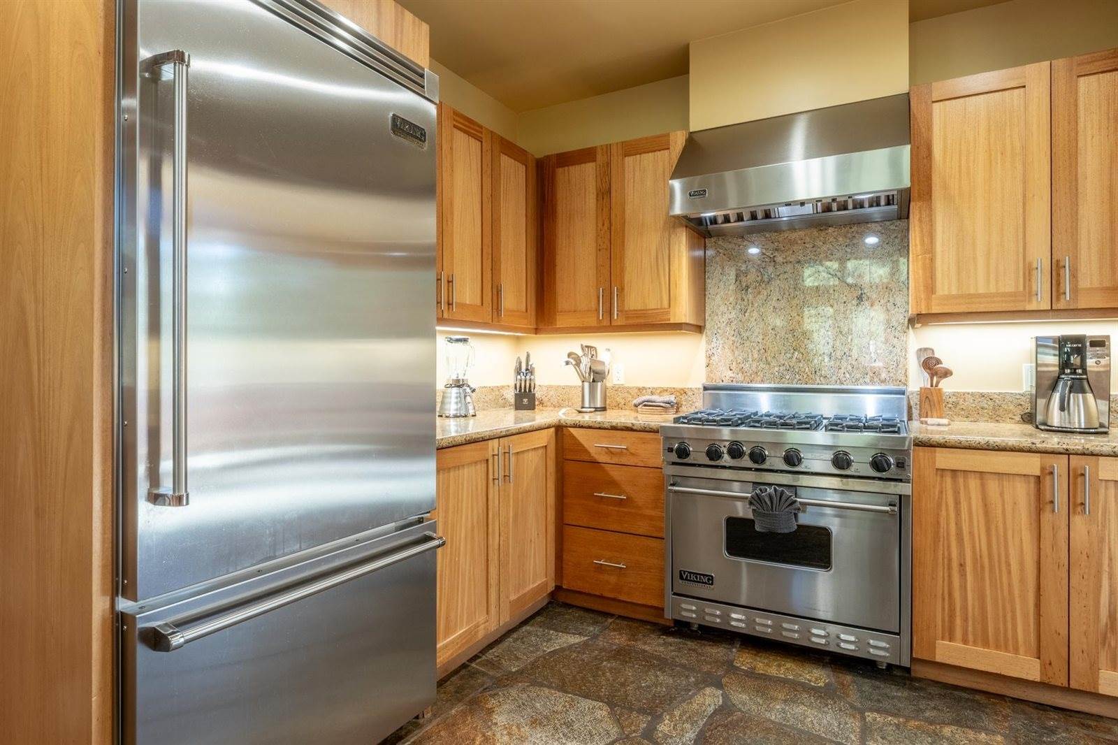 560 Obsidian Pl #1-03, Mammoth Lakes, CA 93546