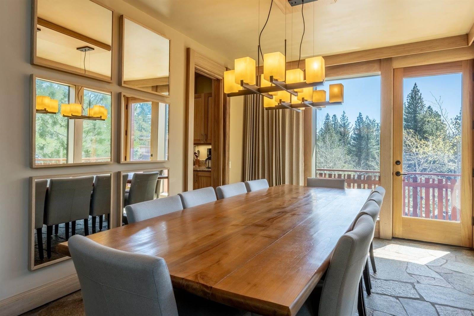 560 Obsidian Pl #1-03, Mammoth Lakes, CA 93546