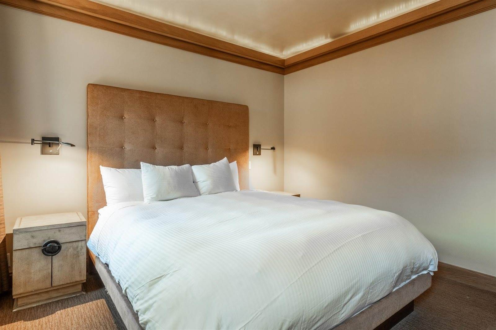 560 Obsidian Pl #1-03, Mammoth Lakes, CA 93546