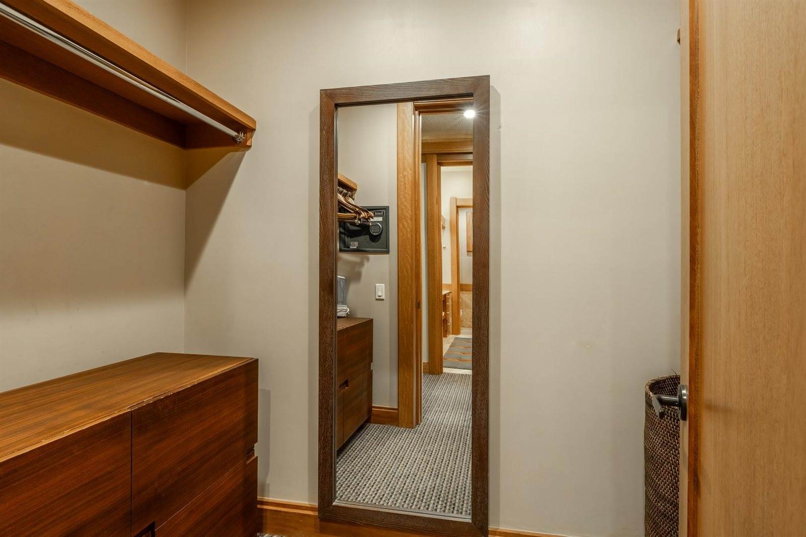 560 Obsidian Pl #1-03, Mammoth Lakes, CA 93546