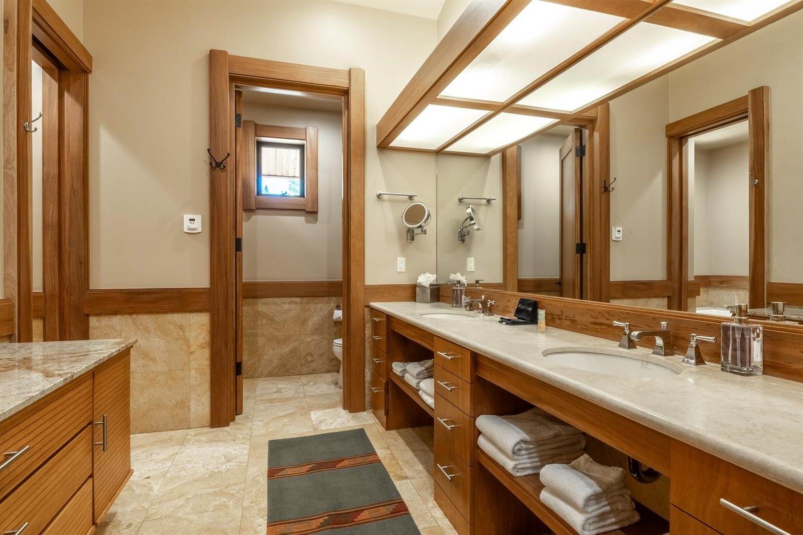 560 Obsidian Pl #1-03, Mammoth Lakes, CA 93546