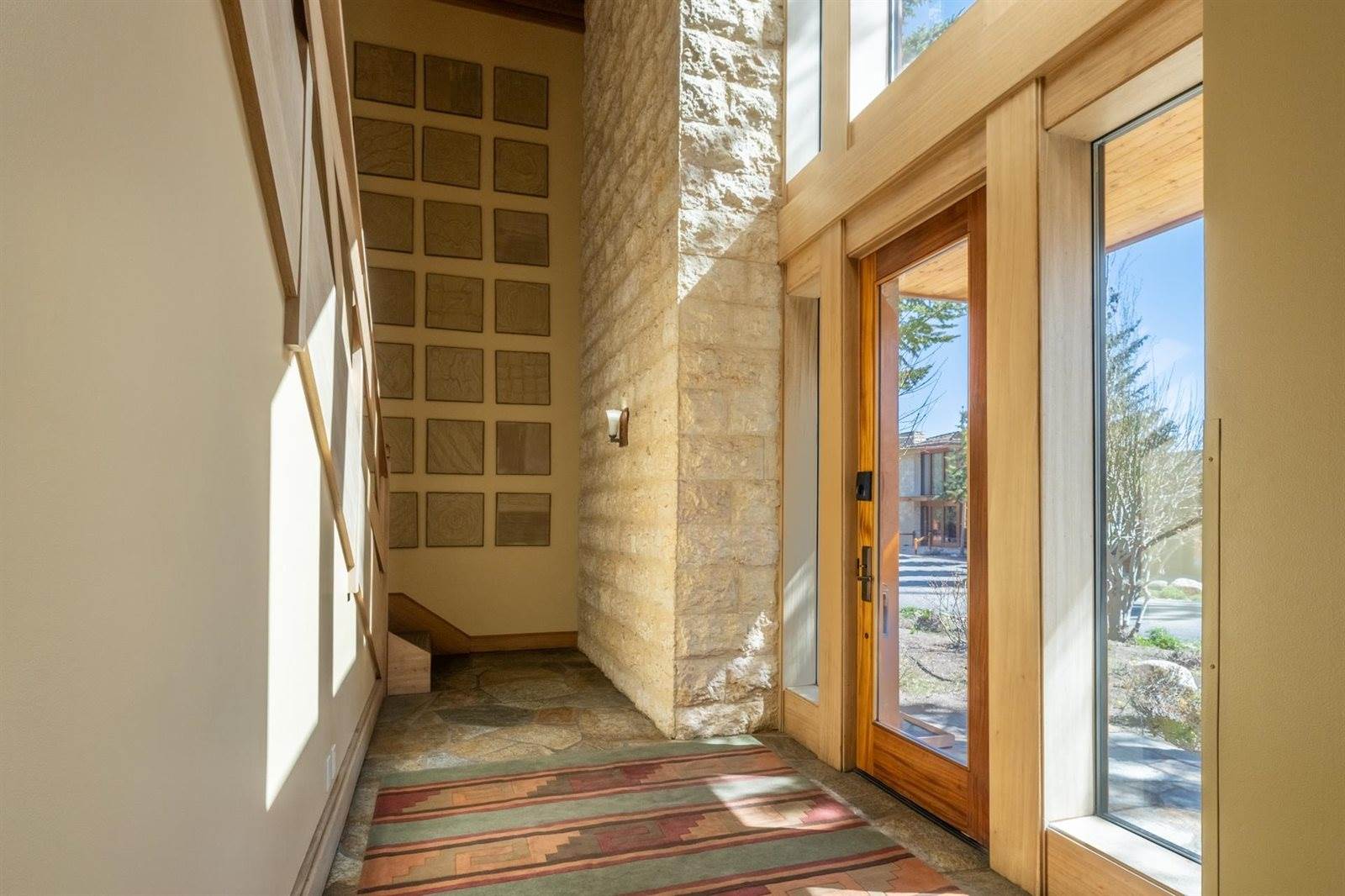 560 Obsidian Pl #1-03, Mammoth Lakes, CA 93546